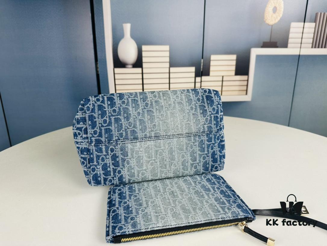 Small Dior Toujours Bag