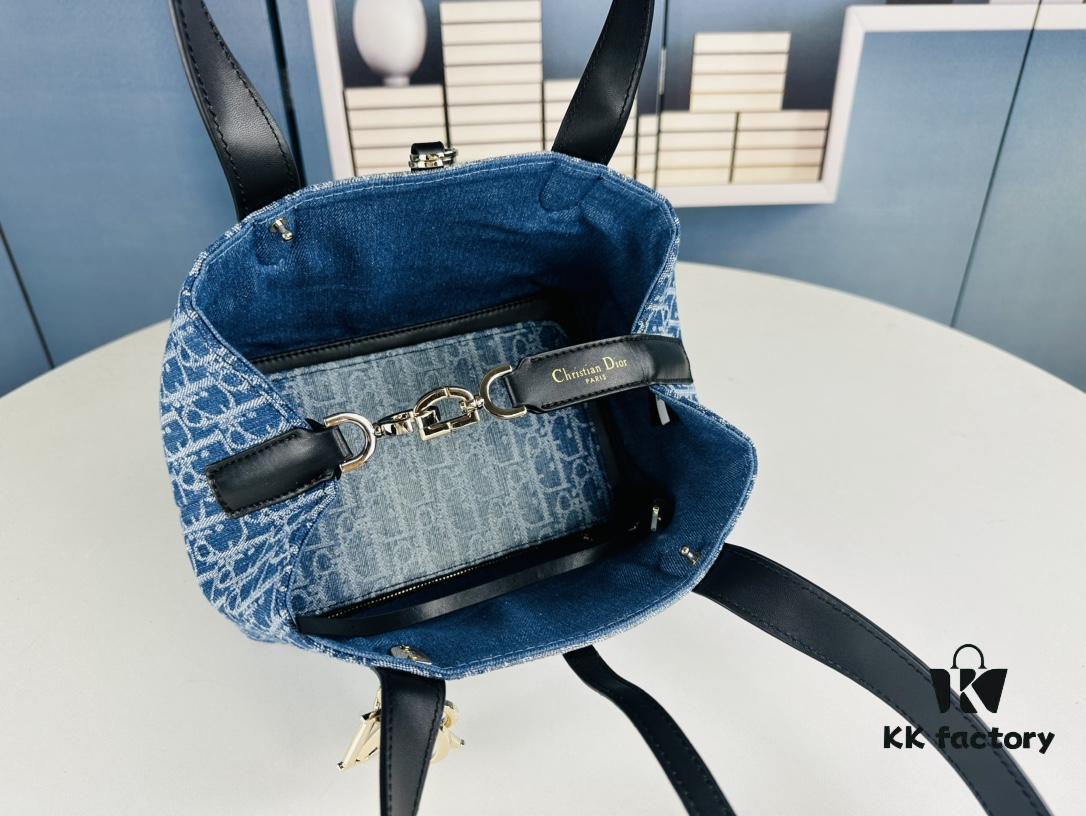 Small Dior Toujours Bag