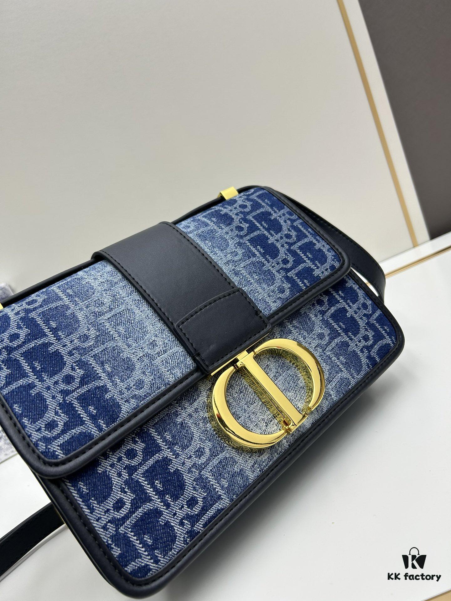 Large 30 Montaigne East-West Handbag in Blue Denim Dior Oblique Jacquard