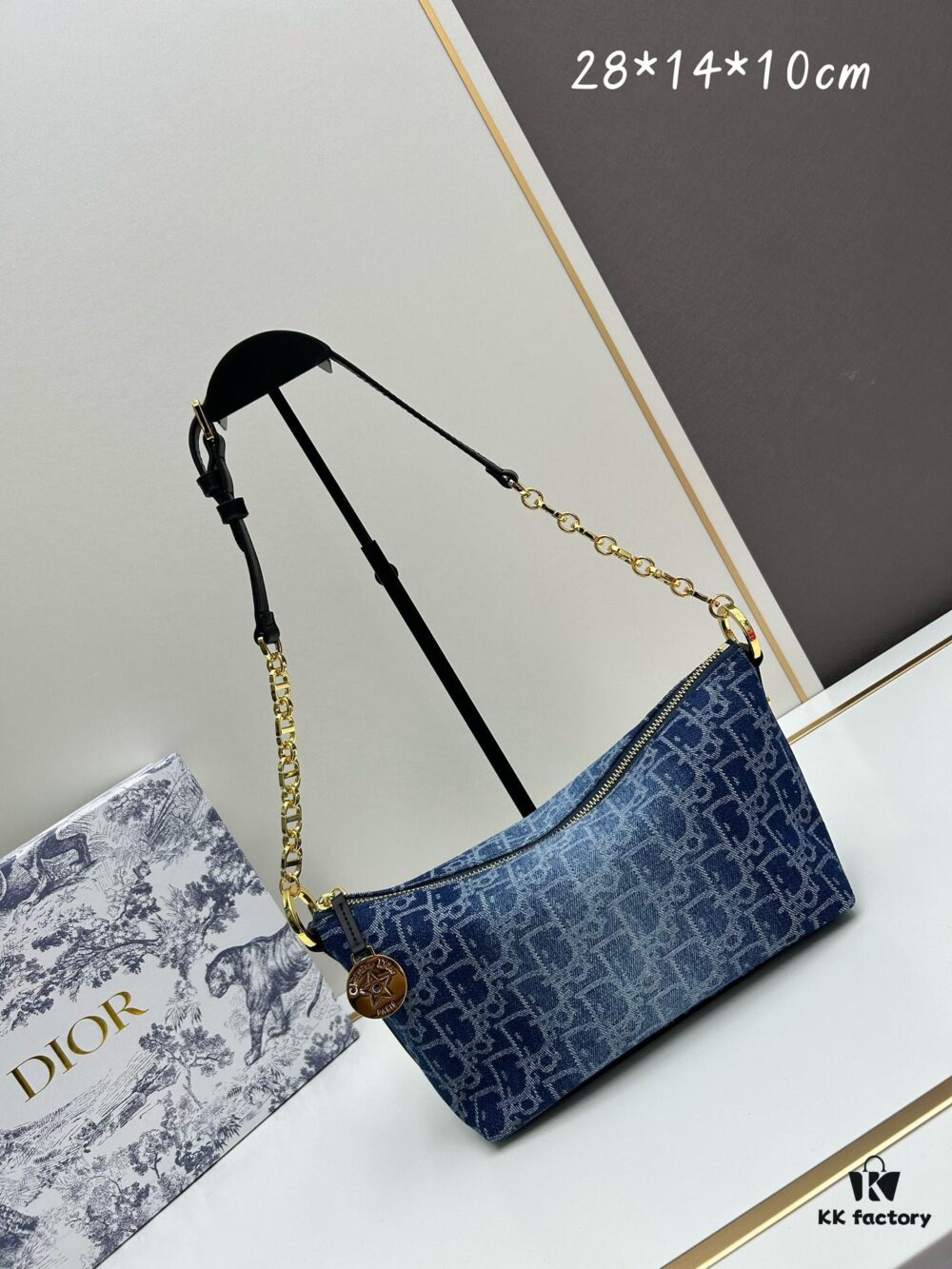 New Diorstar Hobo Chain Bag – Spring/Summer 2024 Collection