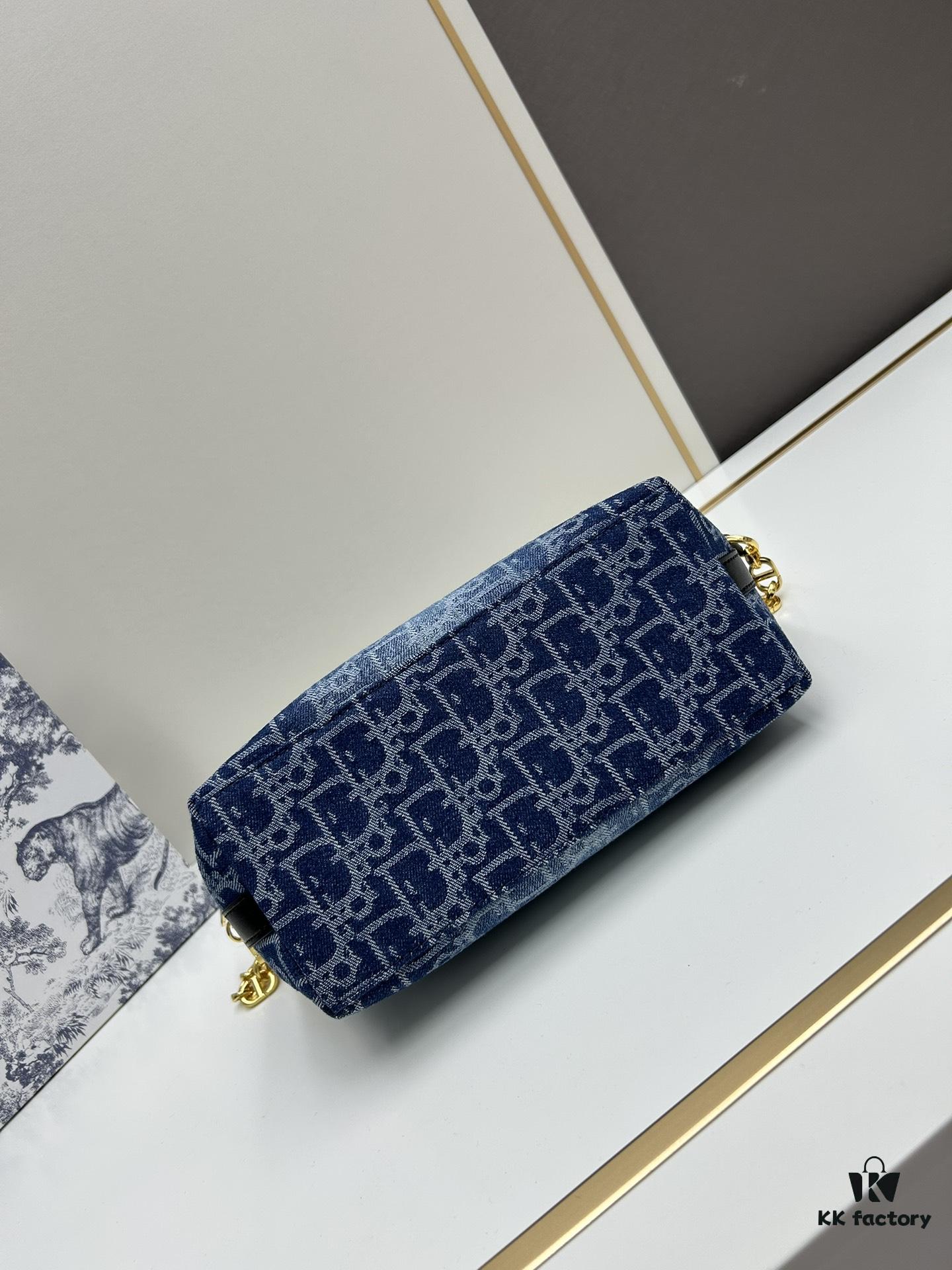 New Diorstar Hobo Chain Bag – Spring/Summer 2024 Collection