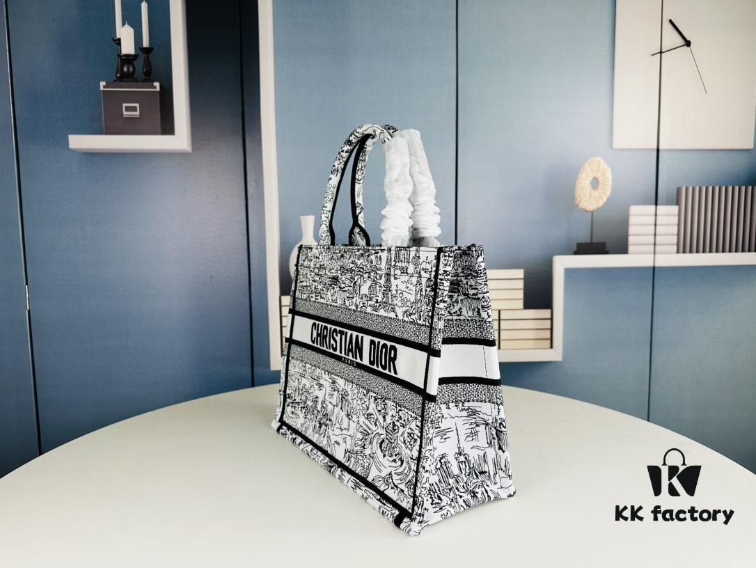 Embroidered Medium [Dior Book Tote]