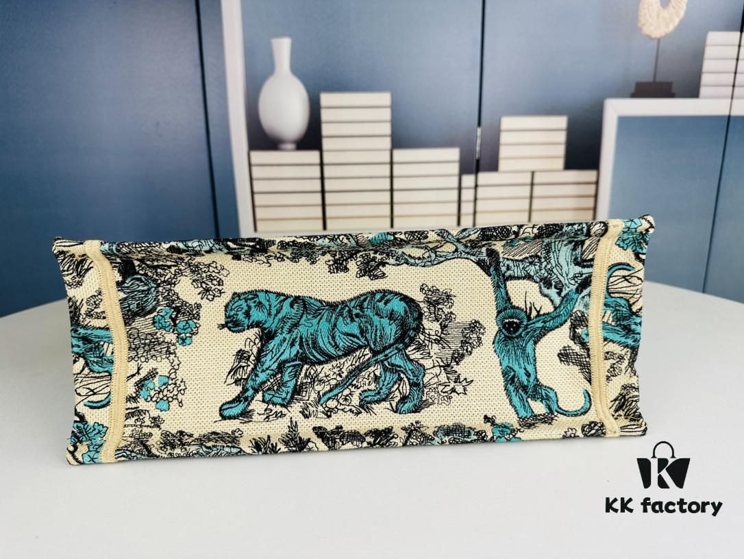 Original Order Embroidered Medium Di0r Book Tote