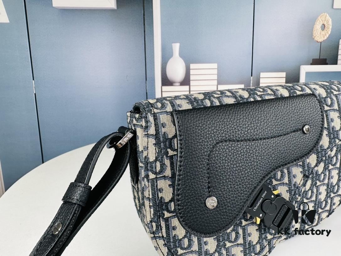 Saddle Messenger Bag with Box (Beige and Black Oblique Print)