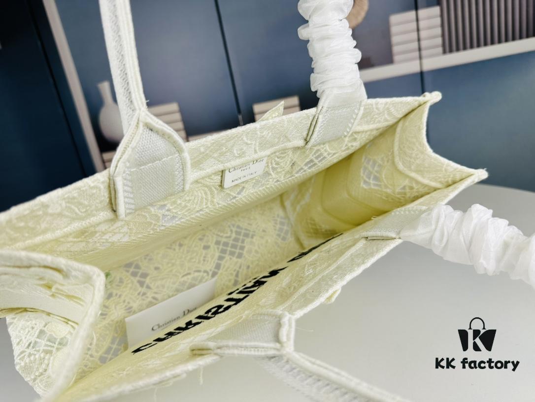 Original Order Embroidered Medium Di0r Book Tote