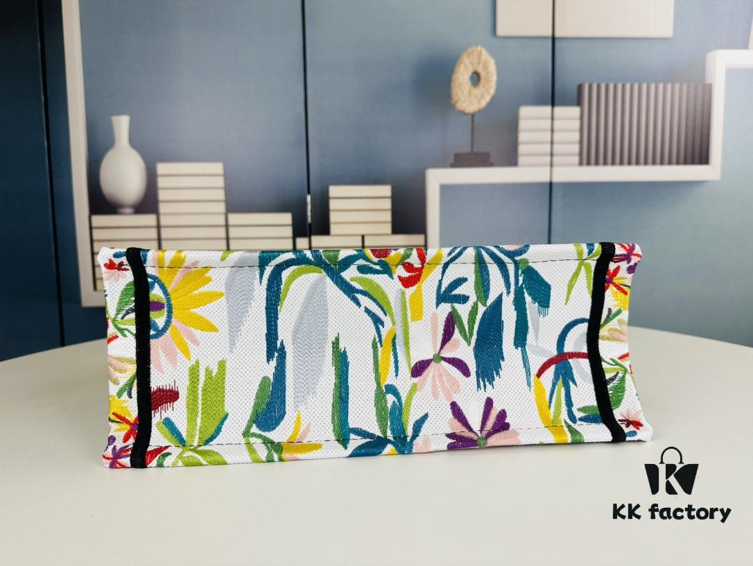 Original Order Embroidered Medium Di0r Book Tote