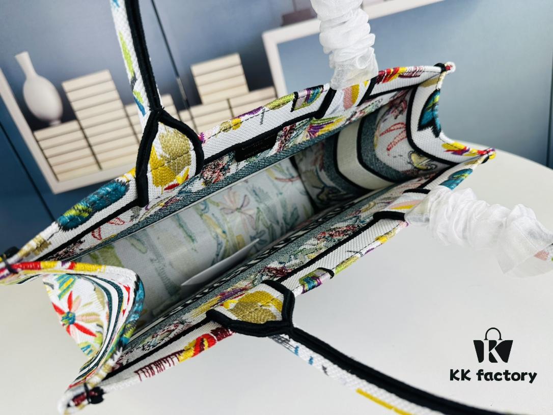 Original Order Embroidered Medium Di0r Book Tote