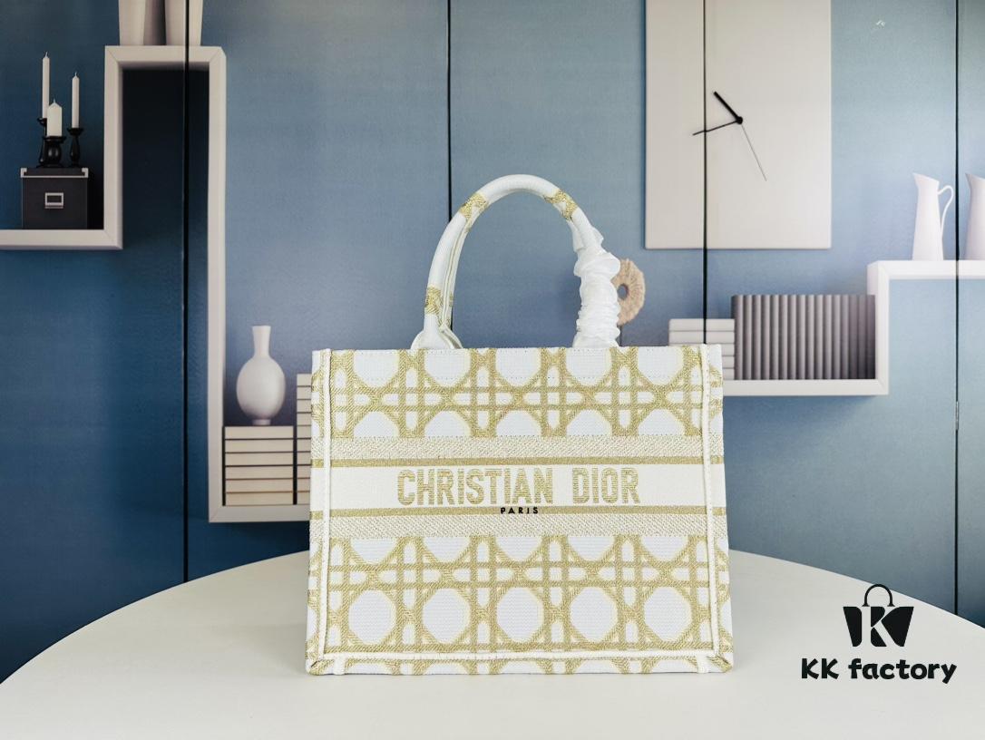 Original Order Embroidered Medium Di0r Book Tote