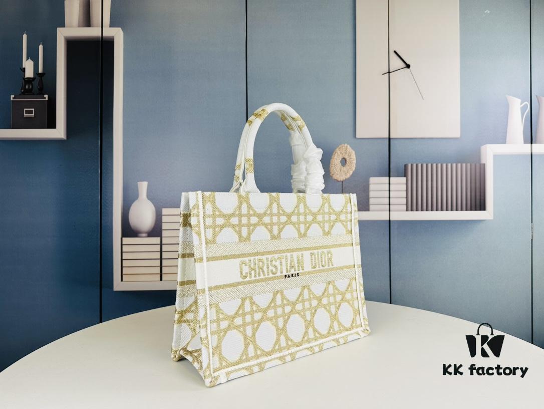 Original Order Embroidered Medium Di0r Book Tote