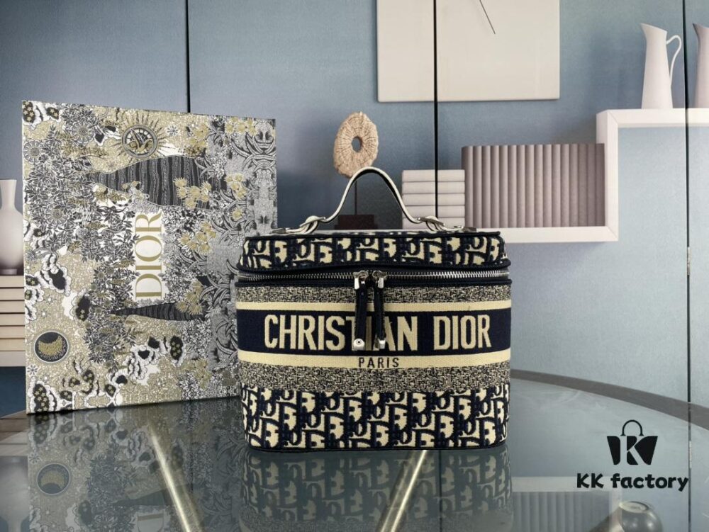 Dior DIOR Vintage Pattern Embroidered Hottest Makeup Pouch - Extra Large Capacity, Can Hold a Lot of Items, Essential for Travel