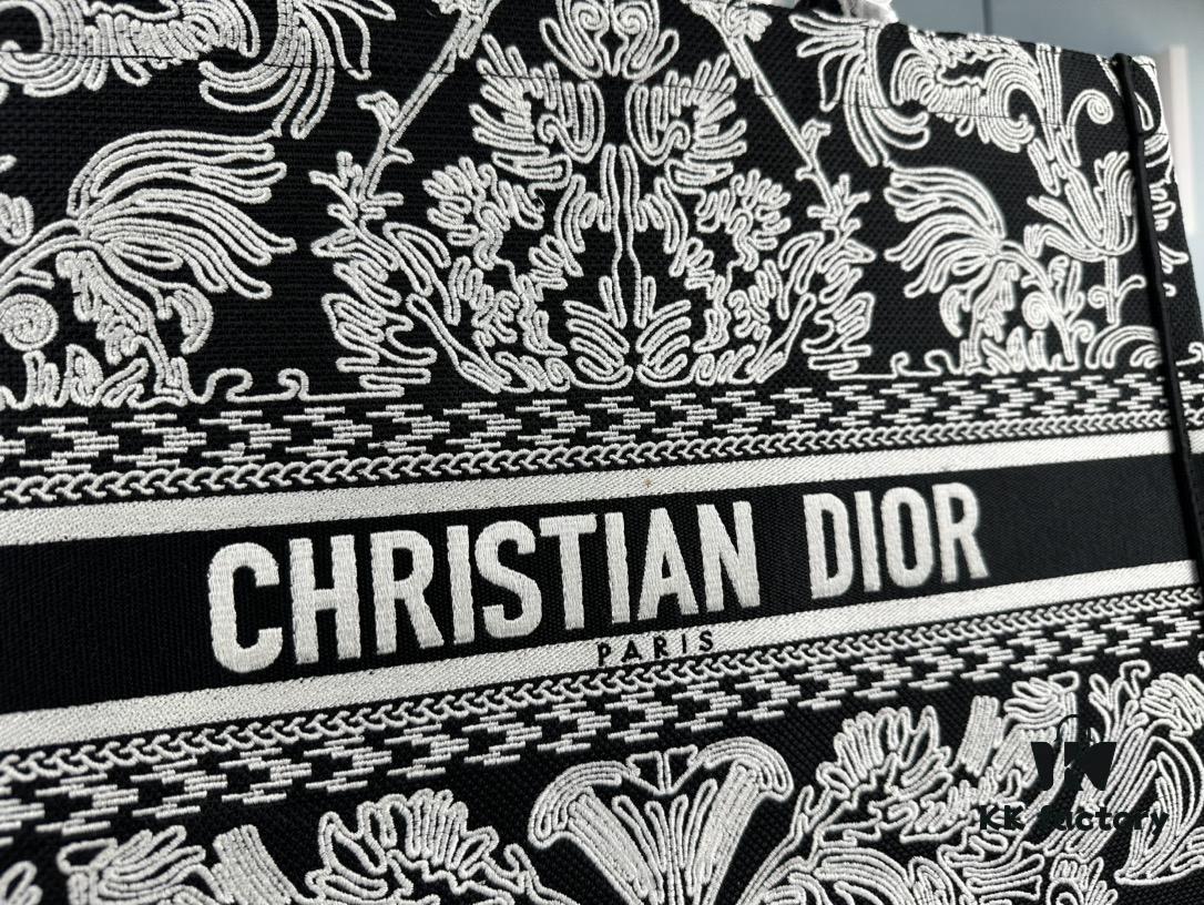 Original Order Embroidered Large Di0r Book Tote