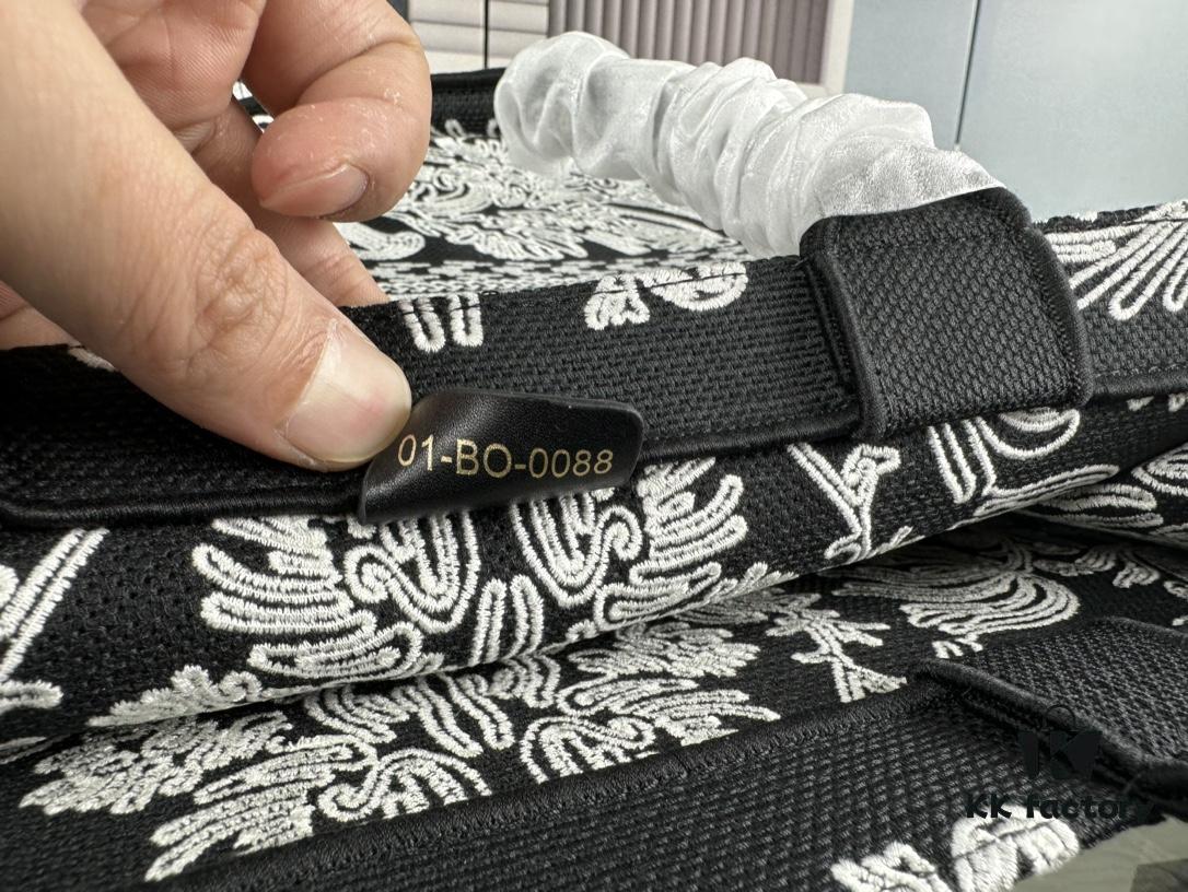 Original Order Embroidered Large Di0r Book Tote
