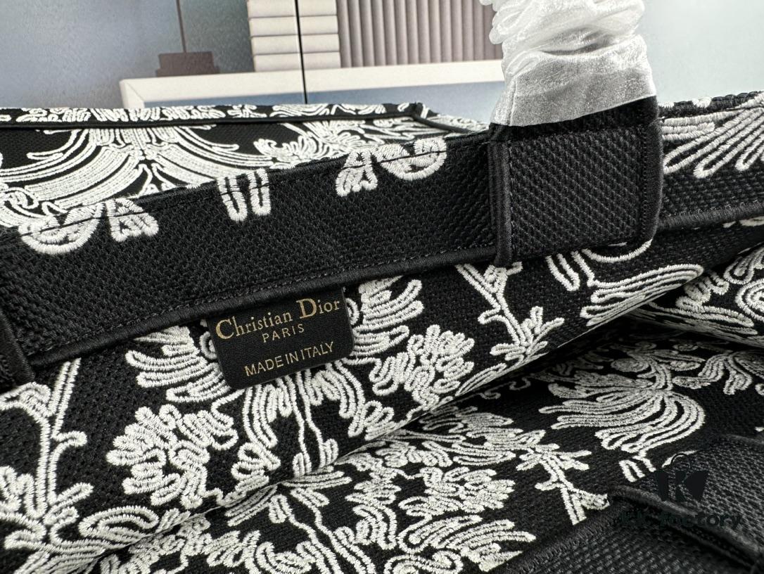 Original Order Embroidered Large Di0r Book Tote