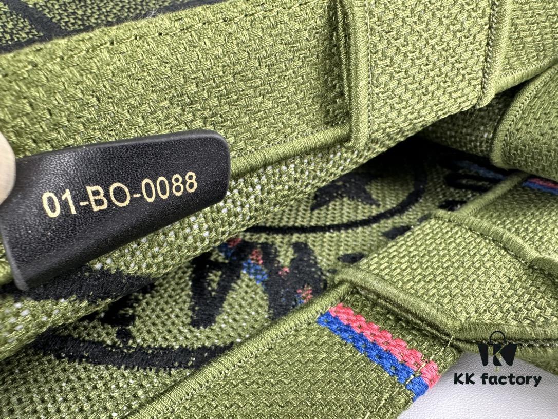 Original Order Embroidered Medium Di0r Book Tote