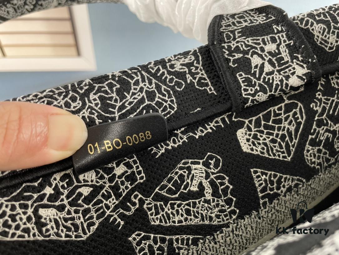 Original Order Embroidered Medium Di0r Book Tote