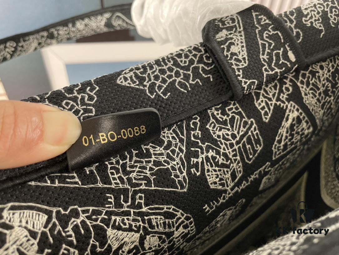 Embroidered Large Size [Di0r Book Tote]