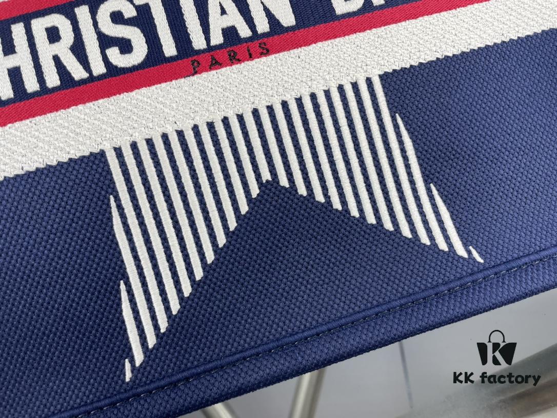 Embroidered Medium [Dior Book Tote]