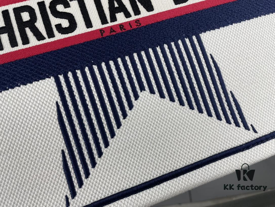 Embroidered Medium [Di0r Book Tote]