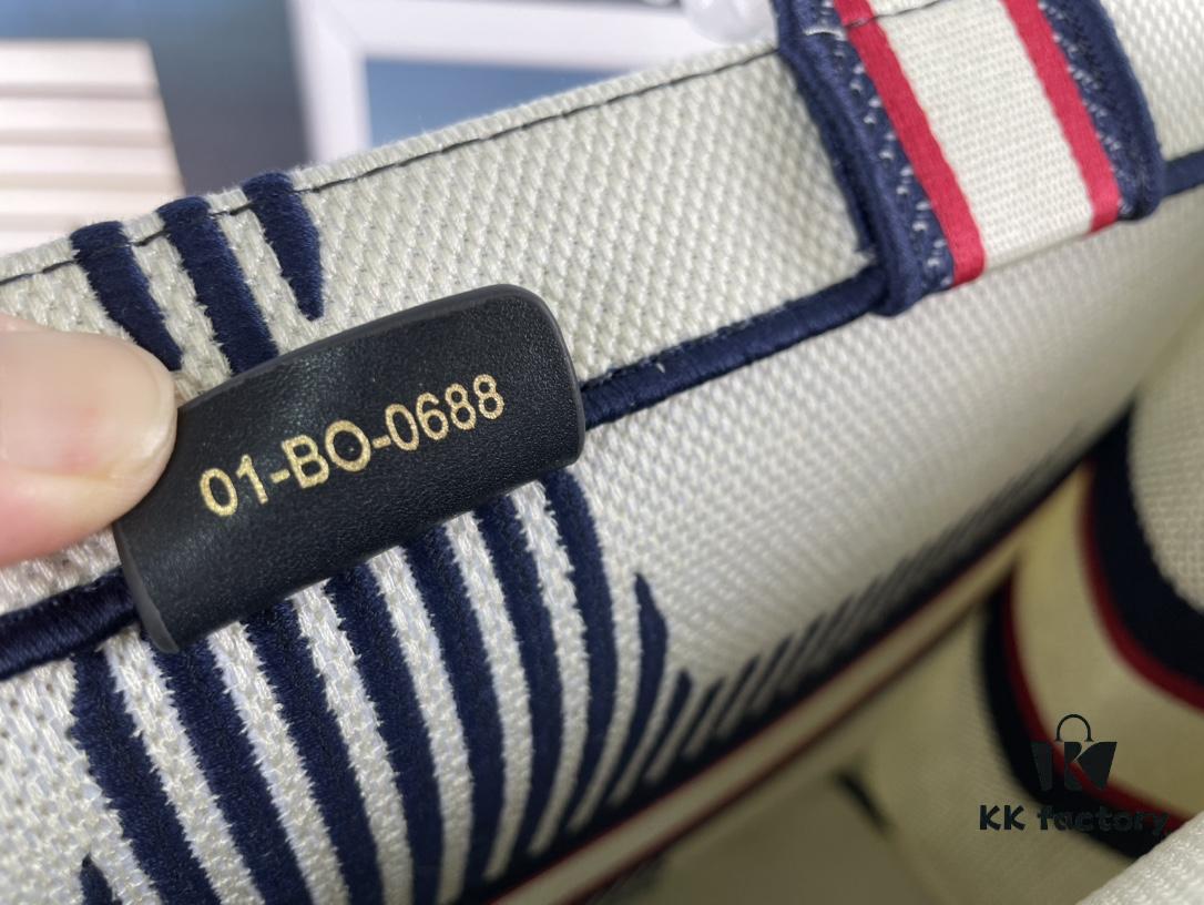 Embroidered Large [Di0r Book Tote]