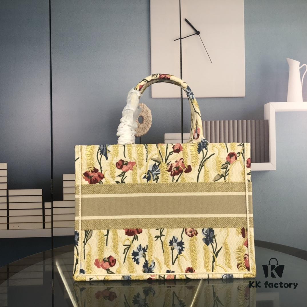 Embroidered Medium [Original Order] Dior Book Tote