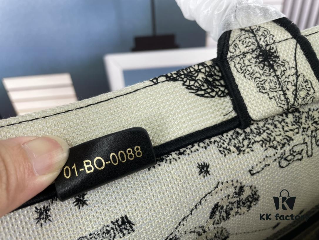 Embroidered Large Size [Di0r Book Tote]