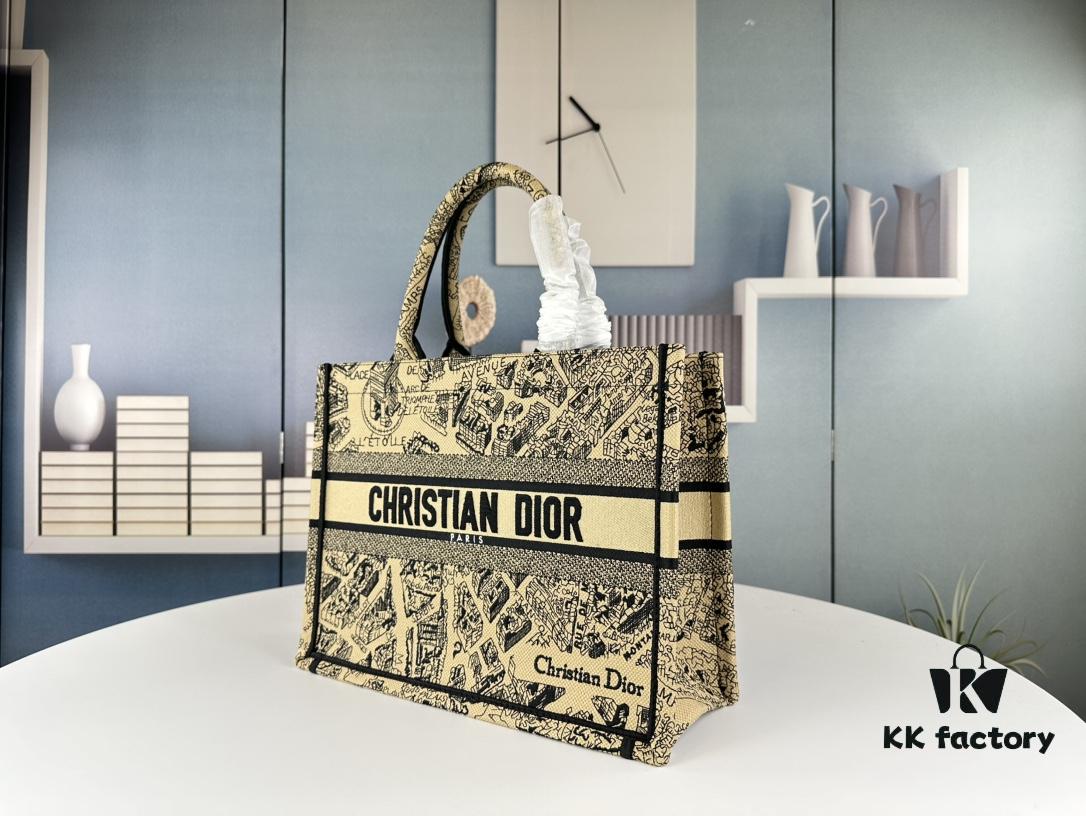 Embroidered Medium [Di0r Book Tote]