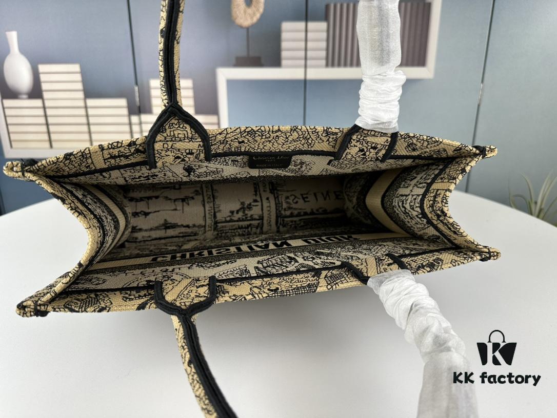 Embroidered Medium [Di0r Book Tote]