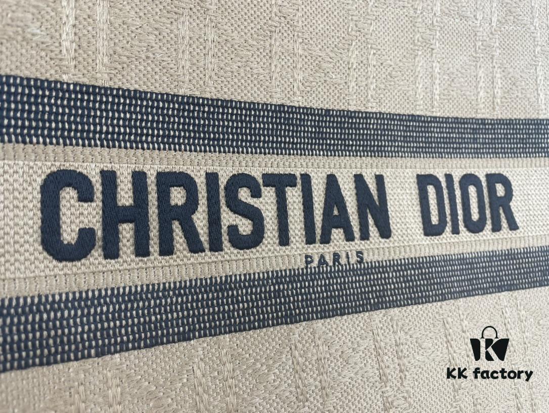 Original Order Embroidered Medium [Di0r Book Tote]