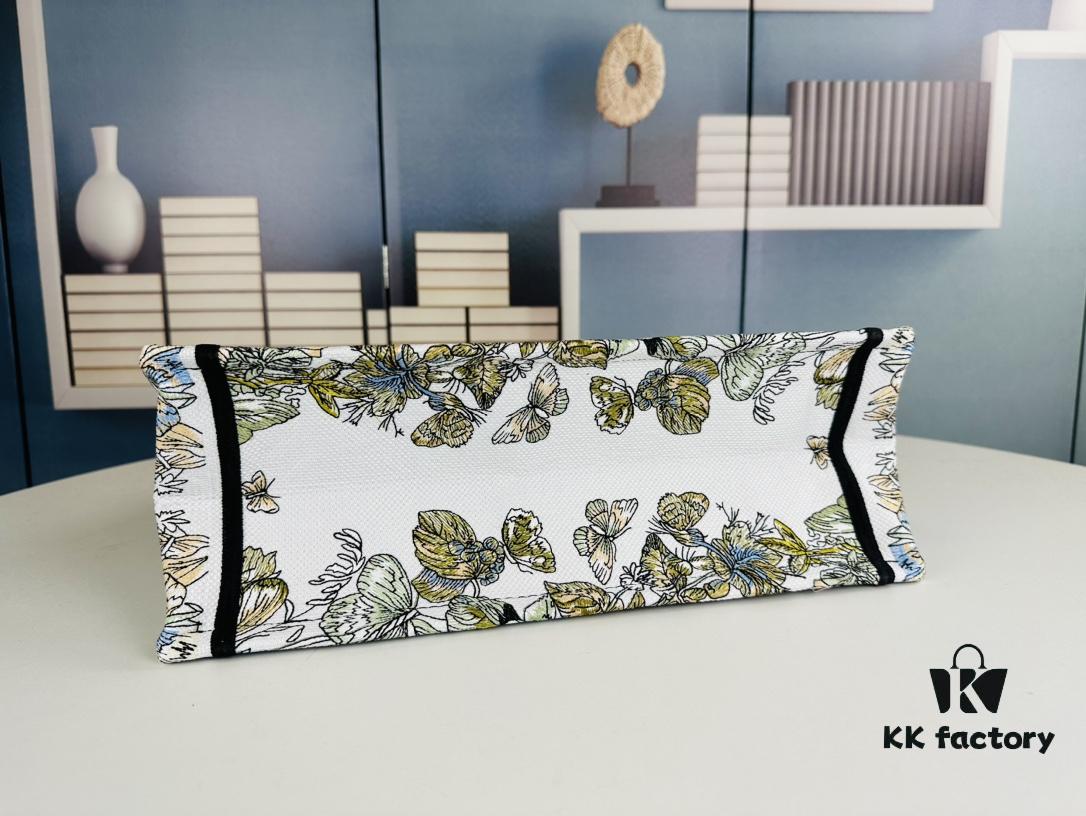 Original Order Embroidered Medium [Dior Book Tote]