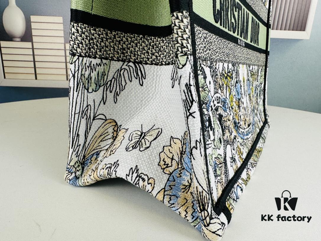 Original Order Embroidered Medium [Dior Book Tote]