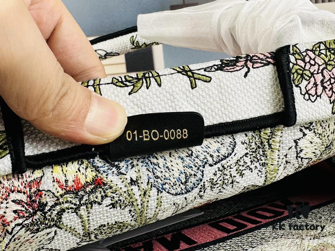 Original Order Embroidered Medium [Dior Book Tote]