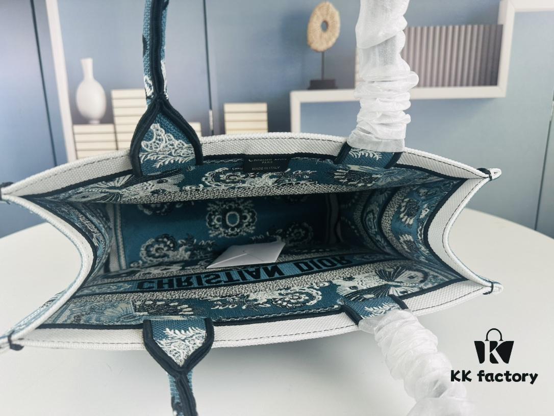 Original Order Embroidered Medium Di0r Book Tote