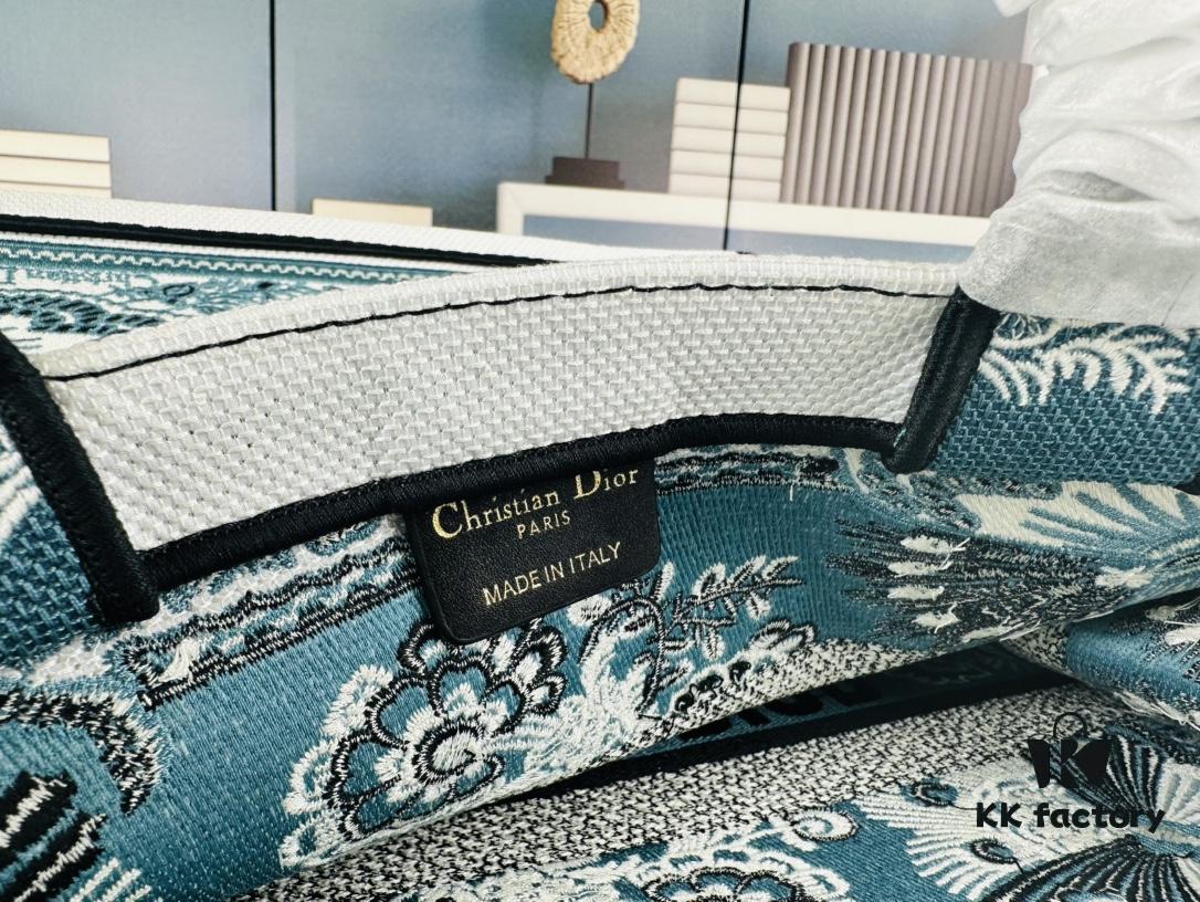 Original Order Embroidered Medium Di0r Book Tote