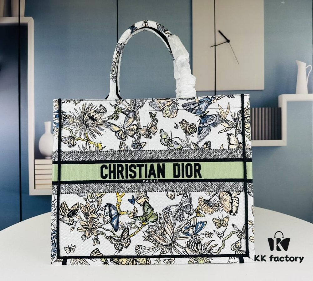 Embroidered Large Size [Dior Book Tote]