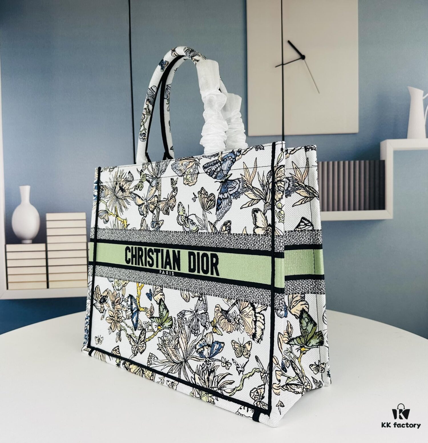 Embroidered Large Size [Dior Book Tote]