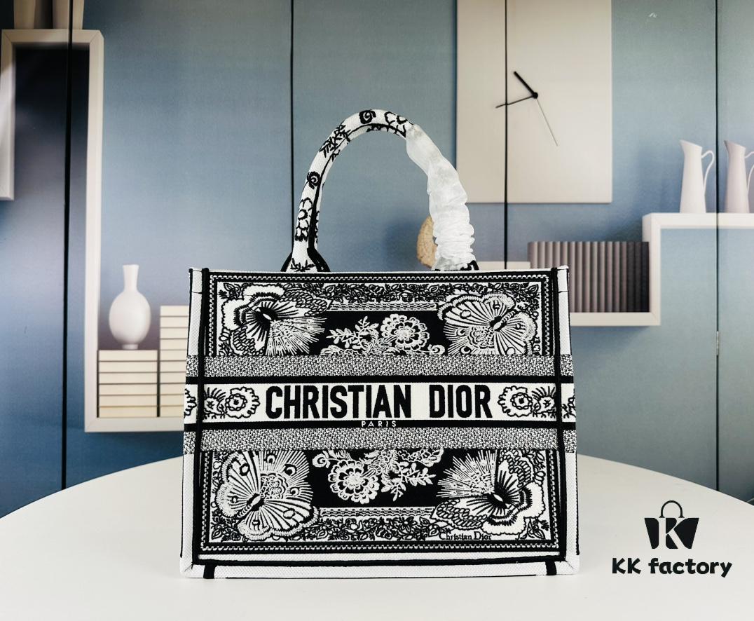 Original Order Embroidered Medium Di0r Book Tote