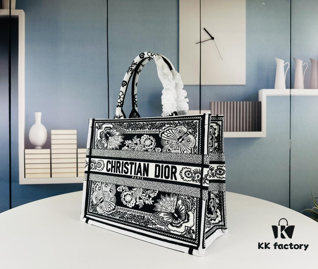 Original Order Embroidered Medium Di0r Book Tote