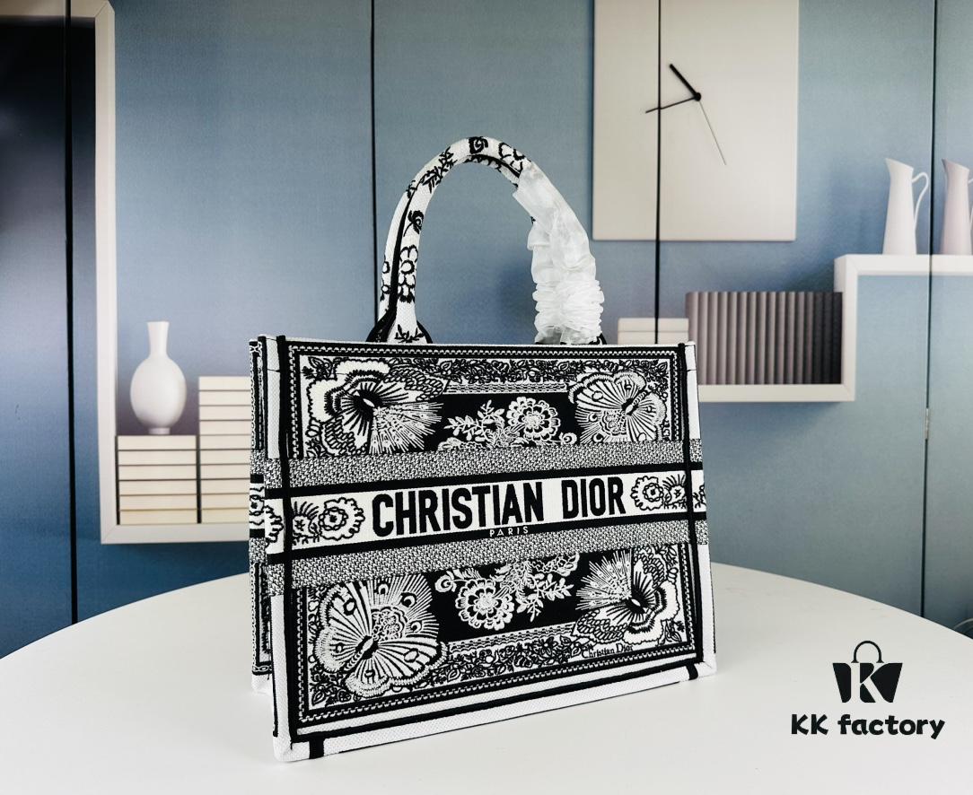 Original Order Embroidered Medium Di0r Book Tote