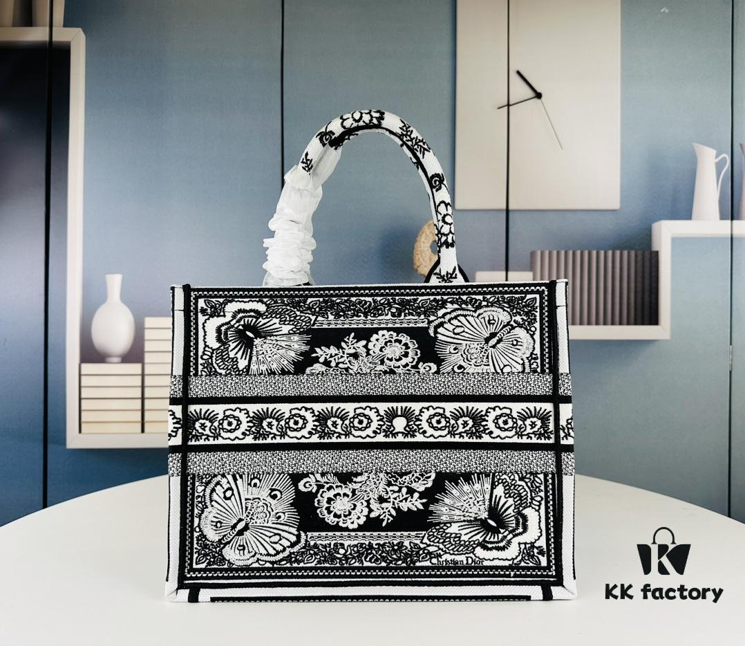 Original Order Embroidered Medium Di0r Book Tote