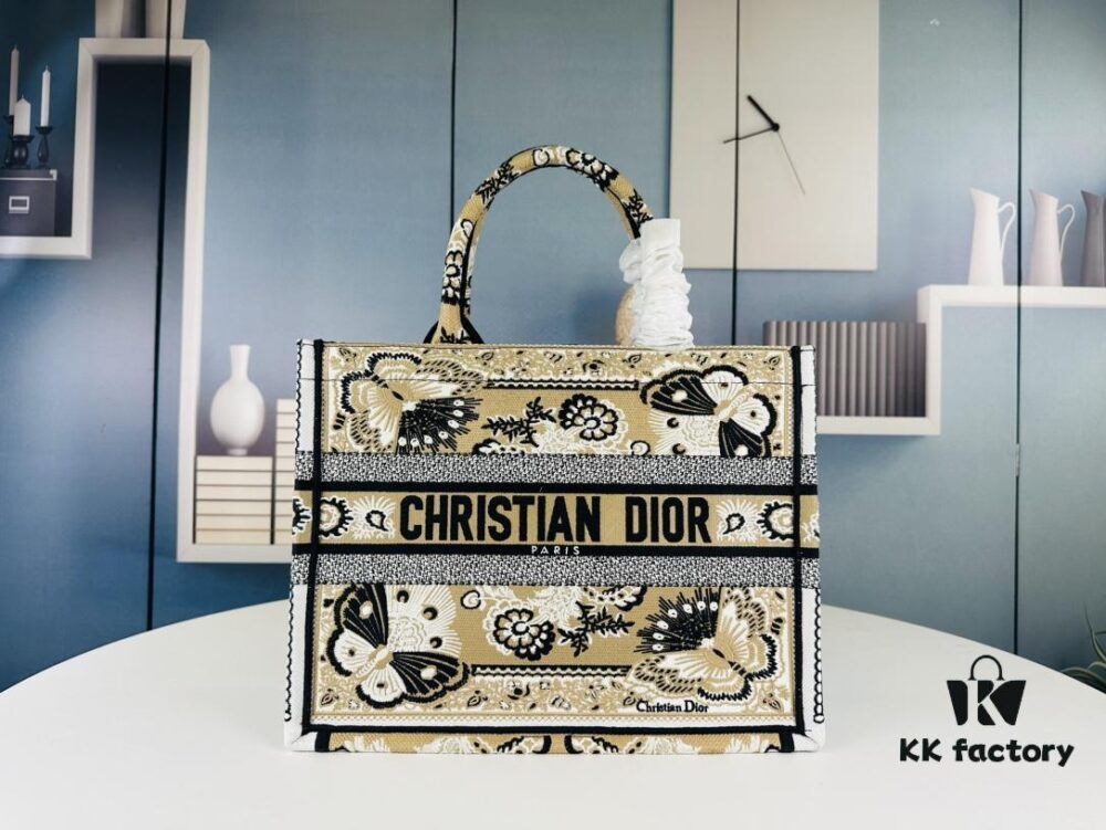 Original Order Embroidered Medium Di0r Book Tote