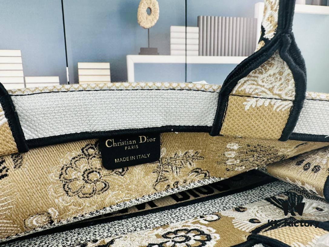 Original Order Embroidered Medium Di0r Book Tote