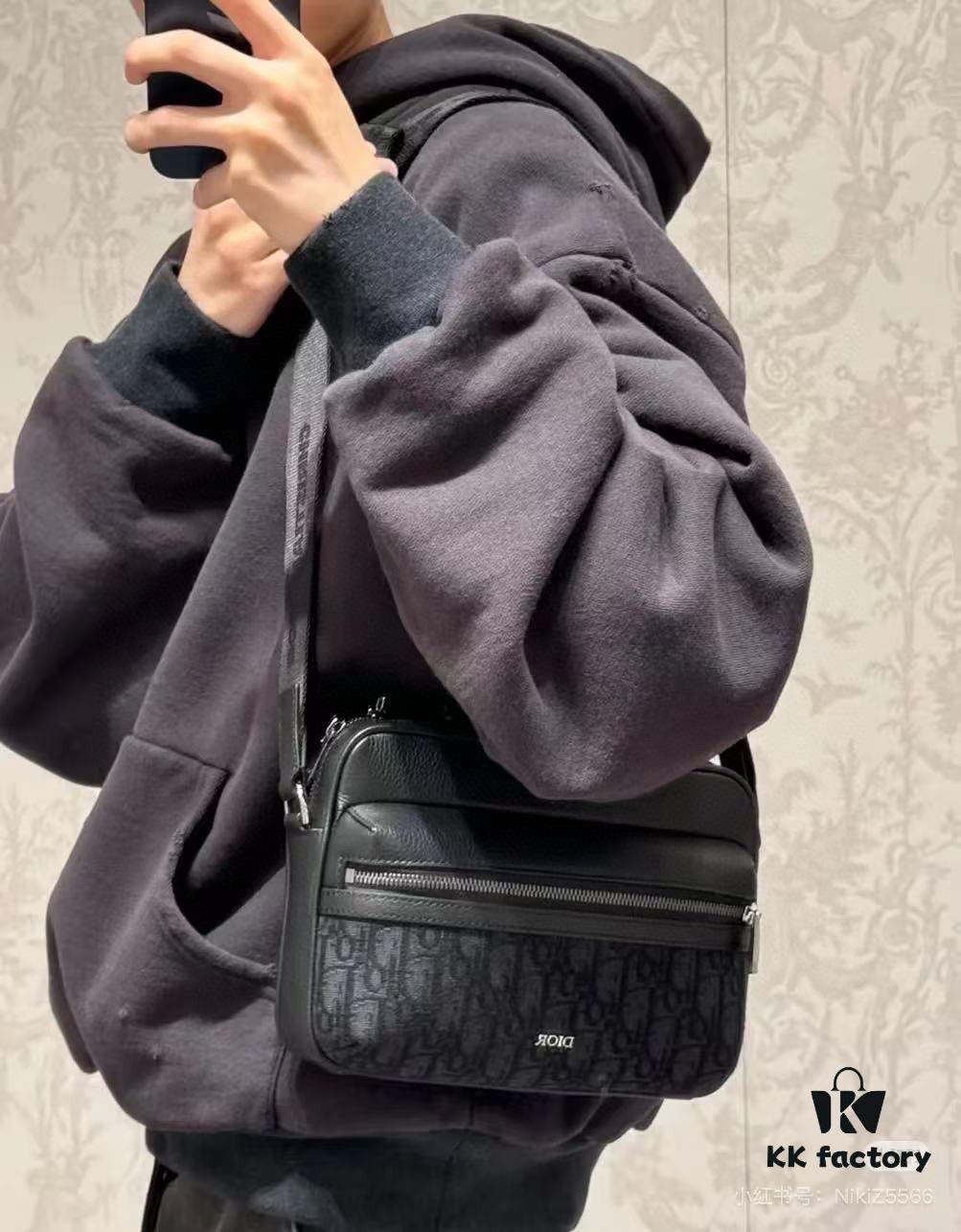 Small Dior Men's New Backpack Shoulder Bag with Box