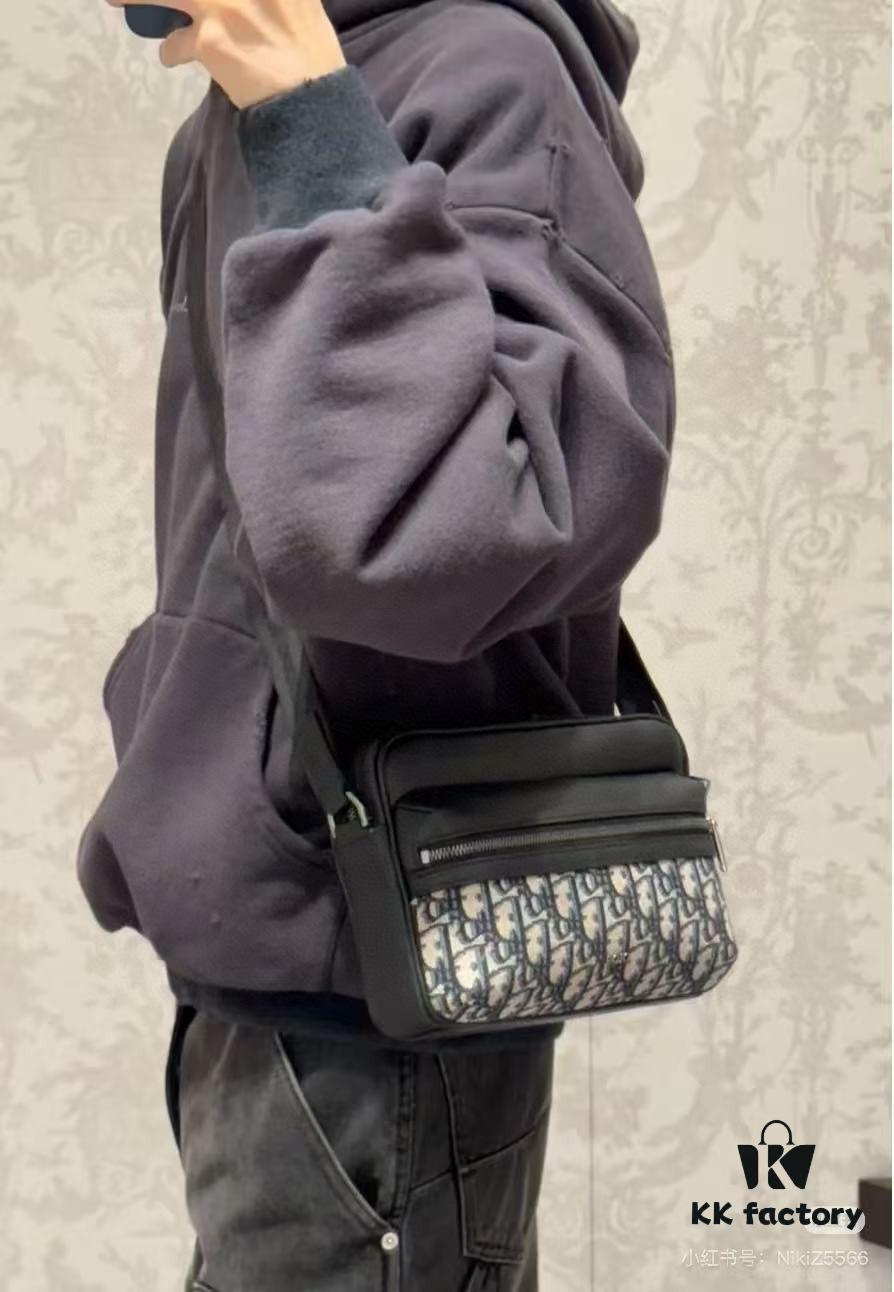 Small Dior Men's New Backpack Shoulder Bag with Box