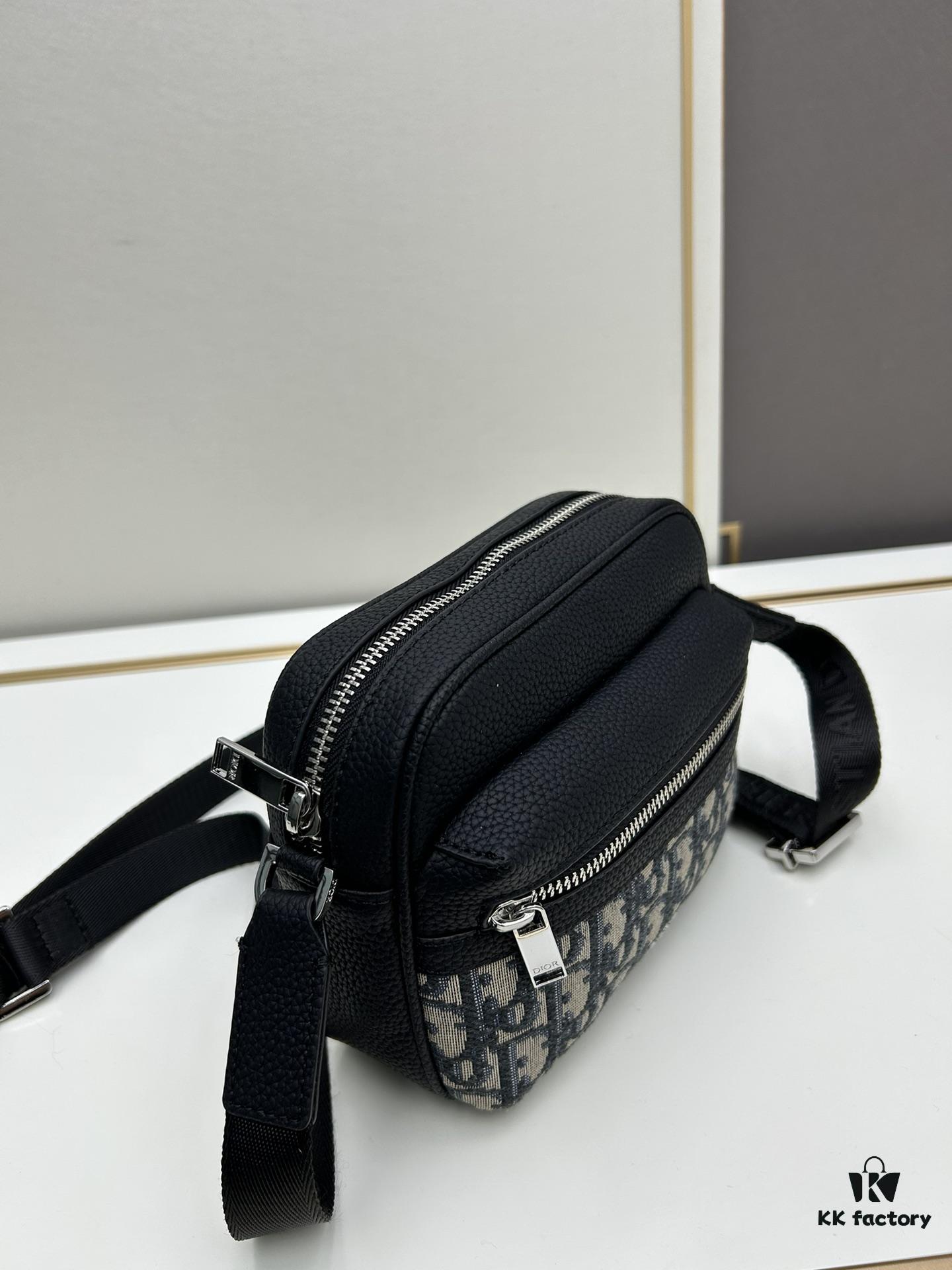 Small Dior Men's New Backpack Shoulder Bag with Box