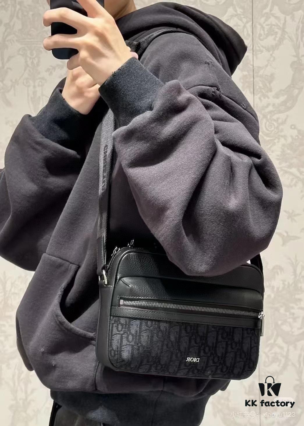 Large Dior Men's New Backpack Shoulder Bag with Box