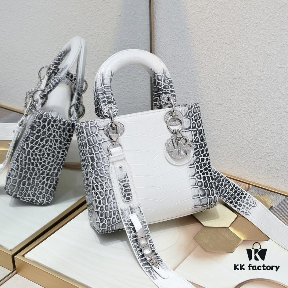 Top Original 🔥 Lady ABCDior Four-Compartment Diamond 💎 Princess Bag