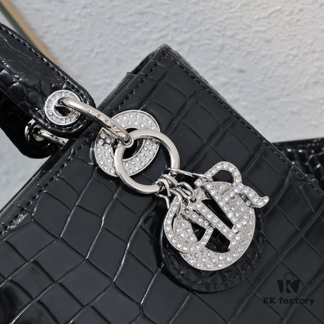 Top Original 🔥 Lady Dior Four Quilted Diamond Princess Bag
