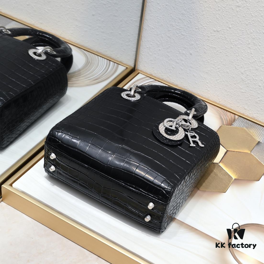 Top Original 🔥 Lady Dior Four Quilted Diamond Princess Bag