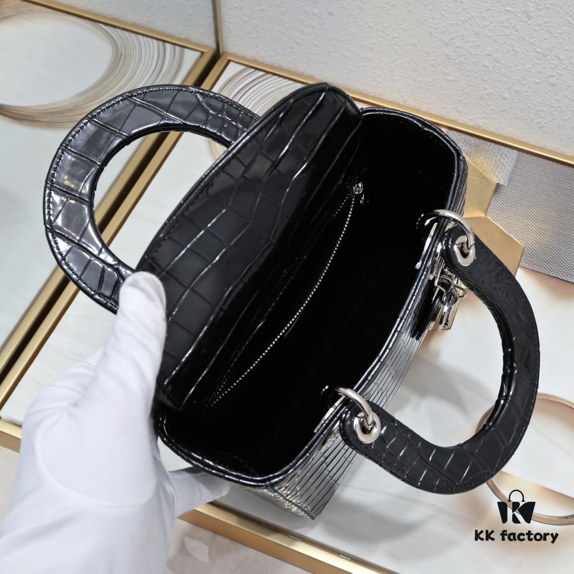 Top Original 🔥 Lady Dior Four Quilted Diamond Princess Bag