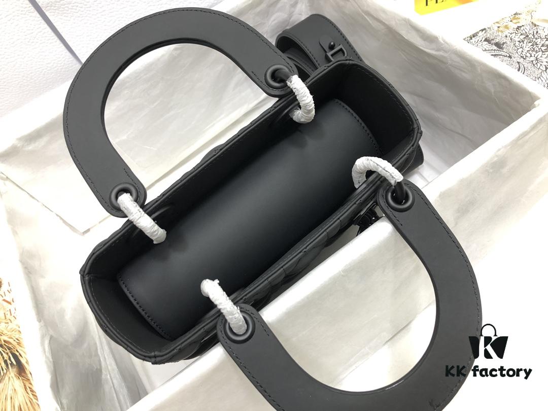 Lady Dior My Four-Compartment Matte Cannage Badge Bag